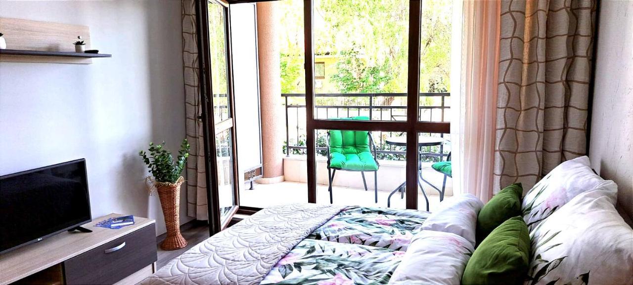 Patrick'S Apartments - Sorrento Sole Mare, スヴェティ・ヴラス エクステリア 写真